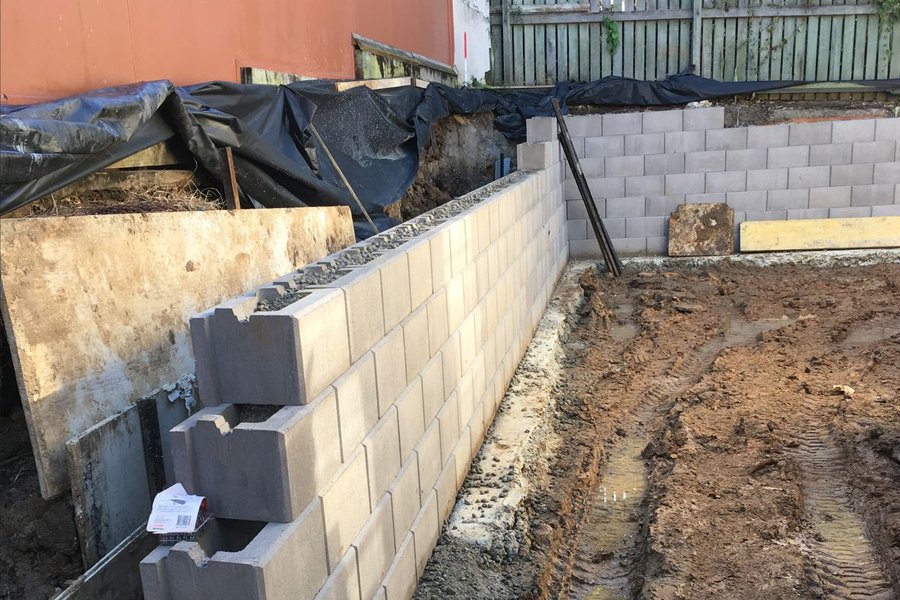Retaining Wall Installer in Belmont Bronx NY 10458